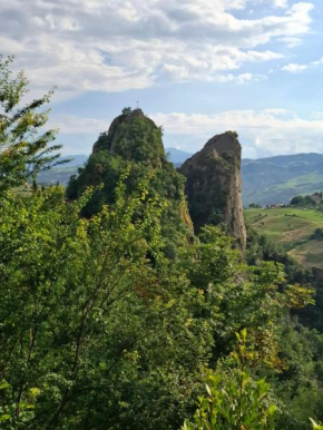 Il Castellaro ai Sassi